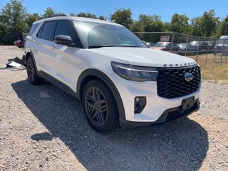 2026 Ford Explorer ST - Exterior Front Right Corner Image